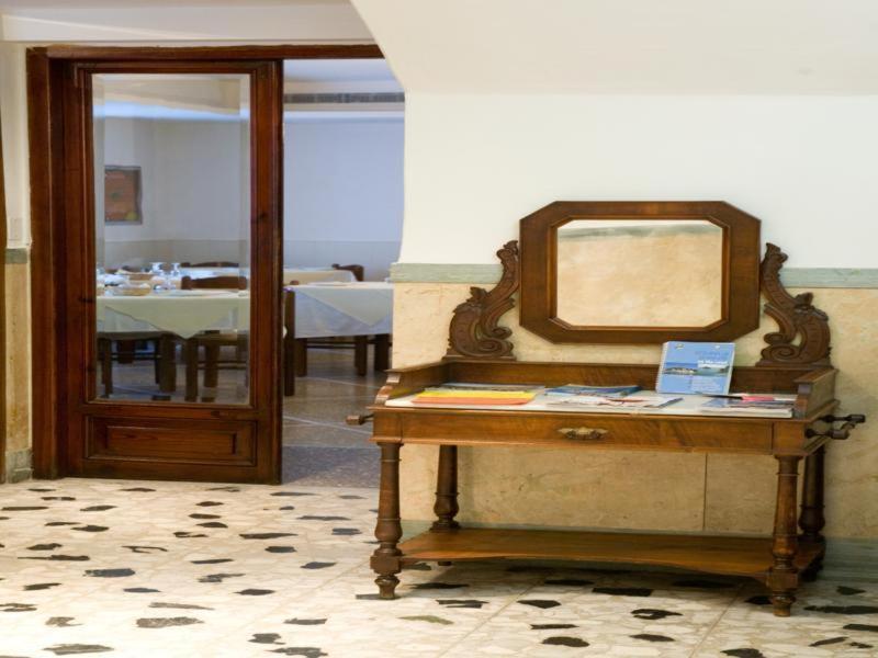 Hotel Europa Levanto Bagian luar foto