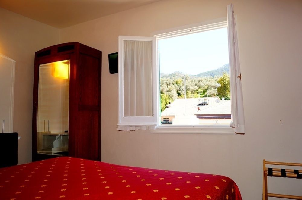 Hotel Europa Levanto Bagian luar foto