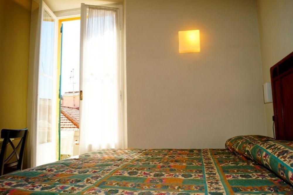 Hotel Europa Levanto Bagian luar foto