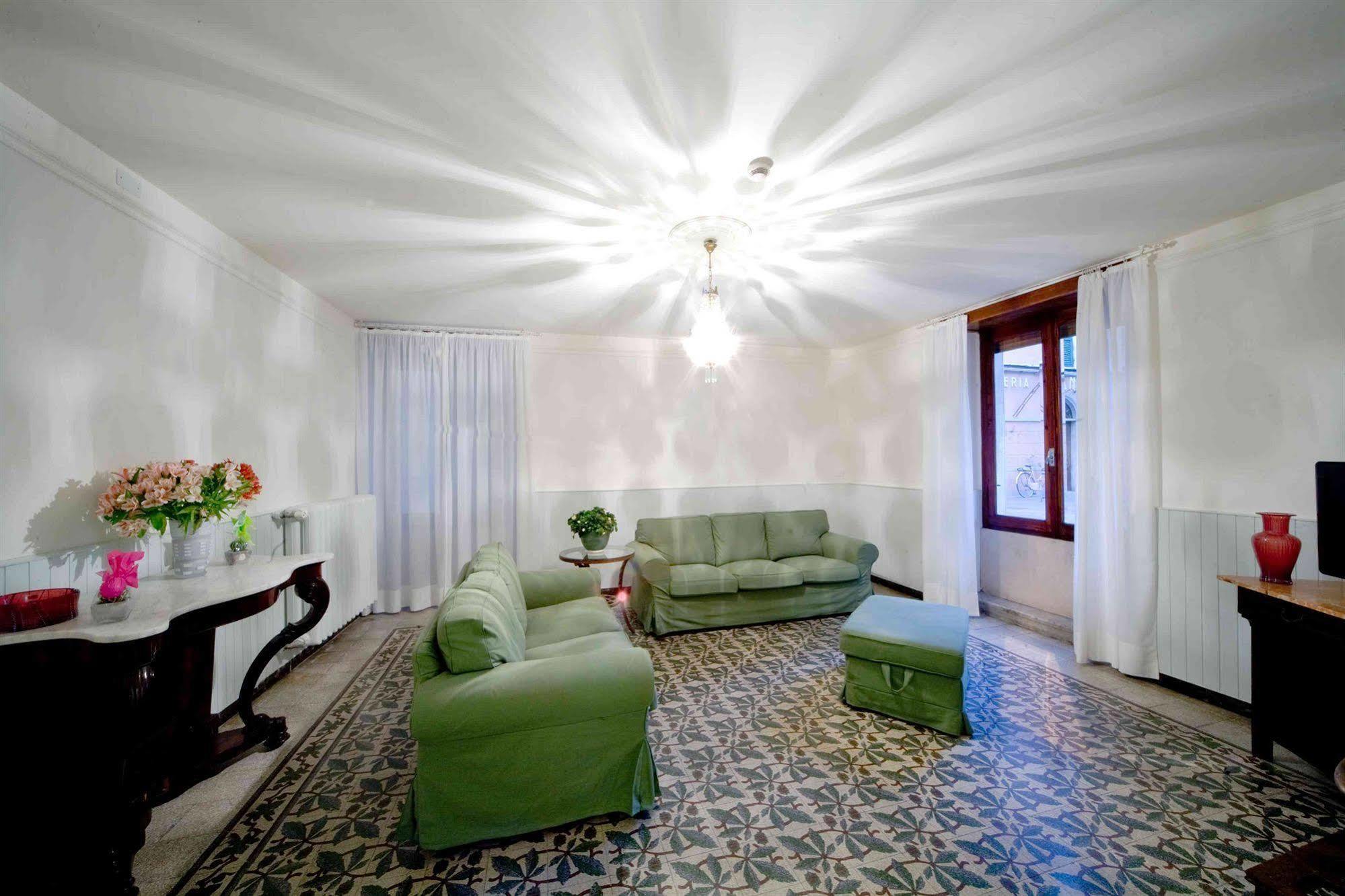 Hotel Europa Levanto Bagian luar foto